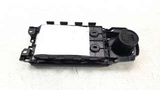 Recambio de apoyabrazos central para toyota prius+ 2012- advance referencia OEM IAM 5882347040  