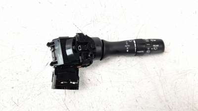 Recambio de mando limpia para toyota prius+ 2012- advance referencia OEM IAM 5229017F848  