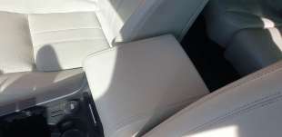 Recambio de apoyabrazos central para land rover discovery sport 2014- hse referencia OEM IAM LR102232  