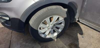 Recambio de mangueta delantera izquierda para land rover discovery sport 2014- hse referencia OEM IAM LR096019  