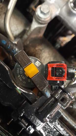 Recambio de inyector para land rover discovery sport 2014- hse referencia OEM IAM G4D39K546AA  