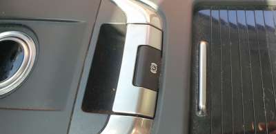 Recambio de palanca freno para land rover discovery sport 2014- hse referencia OEM IAM LR060857  