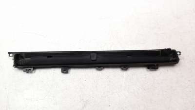 Recambio de guarnecido puerta trasera derecha para hyundai tucson 2015- referencia OEM IAM 83916N7000  