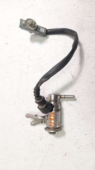 Recambio de inyector para renault express 2021- advance referencia OEM IAM 208995377R  