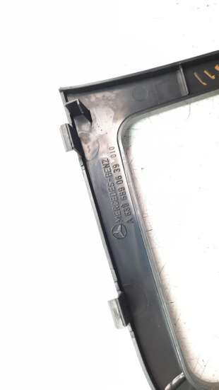 Recambio de moldura para mercedes-benz vito (w639) basic, combi 2004- 109 cdi compacto (639.601) referencia OEM IAM A6396890639  2