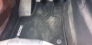Recambio de juego alfombrillas para peugeot 3008 2016- allure pack referencia OEM IAM ALFOMBRILLAS  