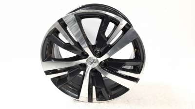 Recambio de llanta para peugeot 3008 2016- allure pack referencia OEM IAM 9809687377  