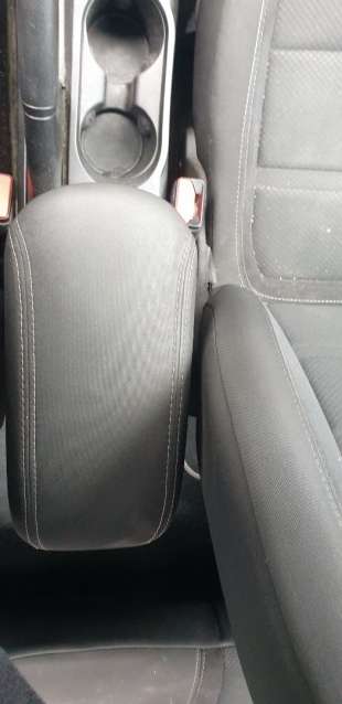 Recambio de apoyabrazos central para fiat tipo ii (357) berlina 2016- lounge referencia OEM IAM 735701531  