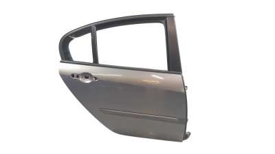 Recambio de puerta trasera derecha para renault laguna iii 2007-2016 dynamique referencia OEM IAM 821000022R  