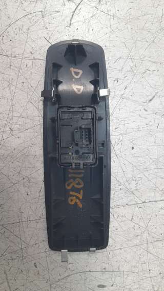Recambio de mando elevalunas delantero derecho para renault laguna iii 2007-2016 dynamique referencia OEM IAM 809600750R  