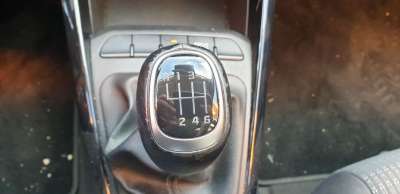 Recambio de pomo palanca cambio para kia stonic (ybcuv) 2017- drive referencia OEM IAM 43711H8210  