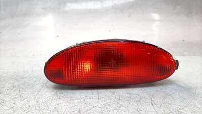 Recambio de piloto trasero central para peugeot 206 berlina 1998-2010 xr referencia OEM IAM 6351K5  