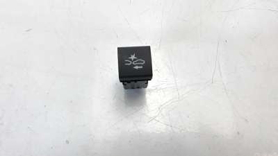Recambio de interruptor para toyota yaris 2017- 1.5 16v cat referencia OEM IAM 847700D040  