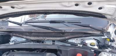Recambio de brazo limpia delantero derecho para bmw serie x1 (f48) 2015- sdrive18d referencia OEM IAM 61617360515  