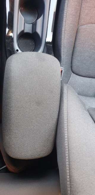 Recambio de apoyabrazos central para toyota corolla (e21) 2019- hybrid style referencia OEM IAM 5890502F60C0  