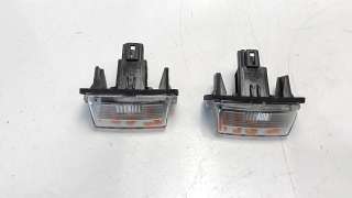 Recambio de piloto matricula para toyota yaris 2017- 1.5 16v cat referencia OEM IAM 812700D120  