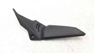 Recambio de moldura para honda cb 650r 2018- referencia OEM IAM 83600MKYD50  