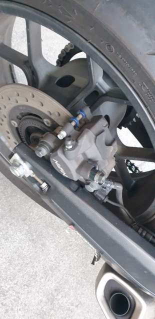 Recambio de pinza de freno trasera para honda cbr 650r 2018- cbr 650r referencia OEM IAM 43150MJEDB1  