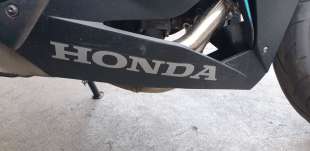 Recambio de quilla derecha para honda cbr 650r 2018- cbr 650r referencia OEM IAM 64275MKNJ30  