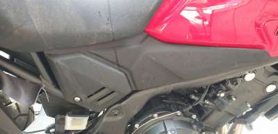 Recambio de moldura para honda cb 500x 2016- cb 500x referencia OEM IAM   