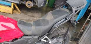 Recambio de asiento delantero para honda cb 500x 2016- cb 500x referencia OEM IAM 77200MKPDQ1  