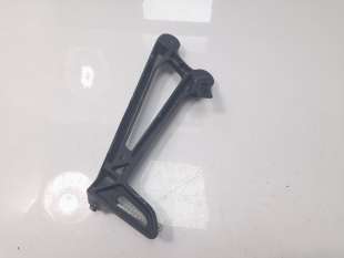 Recambio de estribera derecha para yamaha mt -07 2021- referencia OEM IAM B7N2744100   2