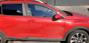 Recambio de puerta delantera derecha para kia stonic (ybcuv) 2017- concept referencia OEM IAM 76004H8400  