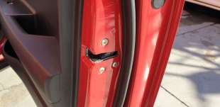 Recambio de cerradura puerta delantera derecha para kia stonic (ybcuv) 2017- concept referencia OEM IAM 81320H8050  