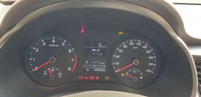 Recambio de cuadro instrumentos para kia stonic (ybcuv) 2017- concept referencia OEM IAM 94013H8180  