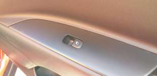 Recambio de mando elevalunas delantero derecho para kia stonic (ybcuv) 2017- concept referencia OEM IAM 93576H8000  