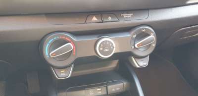 Recambio de mando calefaccion / aire acondicionado para kia stonic (ybcuv) 2017- concept referencia OEM IAM 97250H8020LEF  