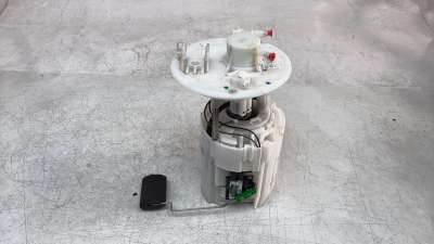 Recambio de bomba combustible para kia stonic (ybcuv) 2017- concept referencia OEM IAM 31110H8200  