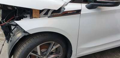 Recambio de aleta delantera izquierda para skoda enyaq iv coupé (5ac) 2022- 80 sportline referencia OEM IAM 5LA821021A  
