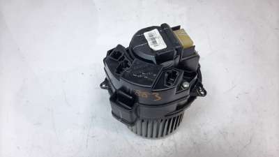 Recambio de ventilador calefaccion para renault clio v 2019- zen referencia OEM IAM 272104788R  