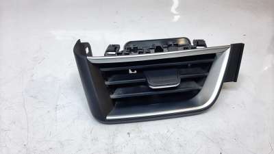 Recambio de aireador izquierdo para renault clio v 2019- zen referencia OEM IAM 687611283R  