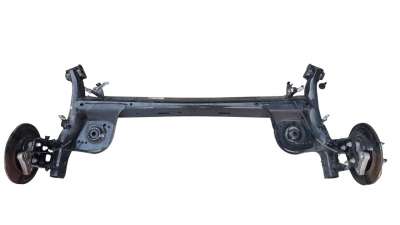 Recambio de puente trasero para renault clio v 2019- zen referencia OEM IAM 555118694R  