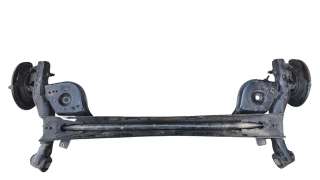 Recambio de puente trasero para renault clio v 2019- zen referencia OEM IAM 555118694R  