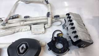 Recambio de kit airbag para renault clio v 2019- zen referencia OEM IAM 985706493R  
