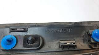 Recambio de moldura para renault clio v 2019- zen referencia OEM IAM 828760551R  