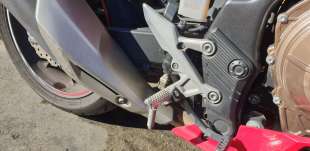 Recambio de estribera derecha para honda cbr 500r 2016- cbr 500 r referencia OEM IAM 506000MKPAJ000  