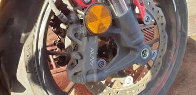 Recambio de pinza de freno delantera derecha para honda cbr 500r 2016- cbr 500 r referencia OEM IAM 45250MKPDN1  