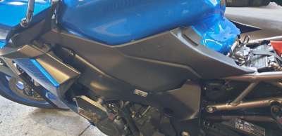 Recambio de moldura para suzuki gsx-s 1000 2021-2023 referencia OEM IAM 4721148K10000  