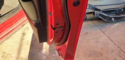 Recambio de cerradura puerta delantera derecha para mazda 3 sedán (bp) 2019- evolution referencia OEM IAM BDMC58310B  