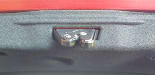 Recambio de cerradura maletero / porton para mazda 3 sedán (bp) 2019- evolution referencia OEM IAM GHK156820A  