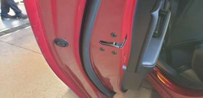 Recambio de cerradura puerta trasera izquierda para mazda 3 sedán (bp) 2019- evolution referencia OEM IAM BDMC73310B  