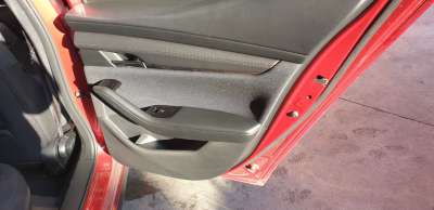 Recambio de elevalunas trasero derecho para mazda 3 sedán (bp) 2019- evolution referencia OEM IAM BCJH72590A  