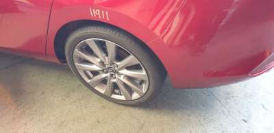 Recambio de amortiguador trasero izquierdo para mazda 3 sedán (bp) 2019- evolution referencia OEM IAM BCKE28700E  