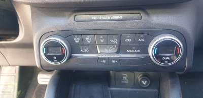 Recambio de mando climatizador para ford kuga 2019- hybrid st-line x referencia OEM IAM LJ6T18C612AD  