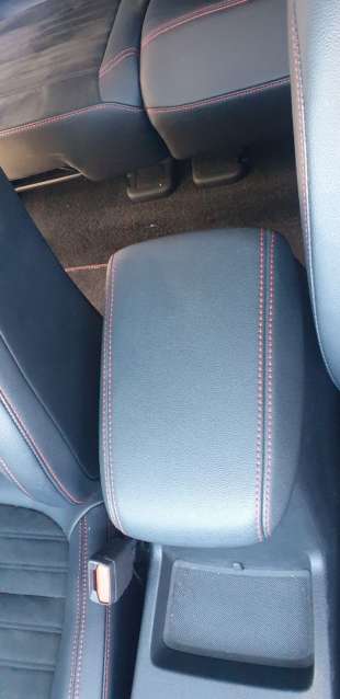 Recambio de apoyabrazos central para ford kuga 2019- hybrid st-line x referencia OEM IAM LV4BA045C74AE  