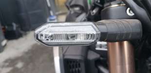 Recambio de piloto delantero derecho para honda cb 650r 2018- referencia OEM IAM 33400MLBD01  